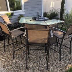 Outdoor Bar
