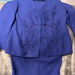 Ladies Suit