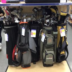 Huge Golf Club Spring Break  Bonanza At Cash America Redmond We Got Every Brand Of Club And Putters