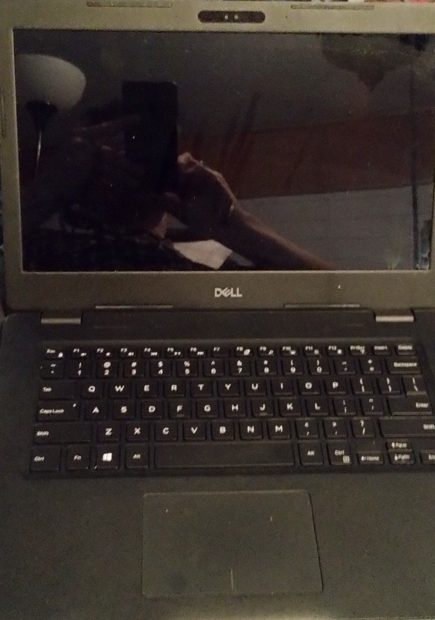 Dell Latitude 3490
