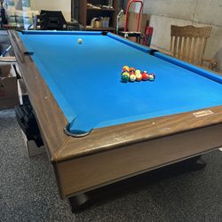 9-Ft Brunswick VIP Nine Tournament Pool Table – Vintage – $2,000 OBO