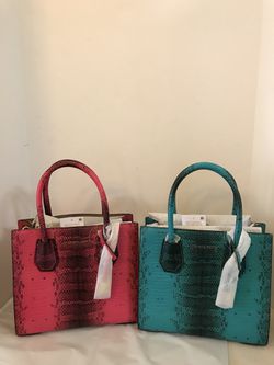 Authentic Small Michael Kors Purse Red Black and Green and Black! for Sale  in LaPlace, LA - OfferUp