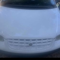 2000 Chrysler Grand Voyager