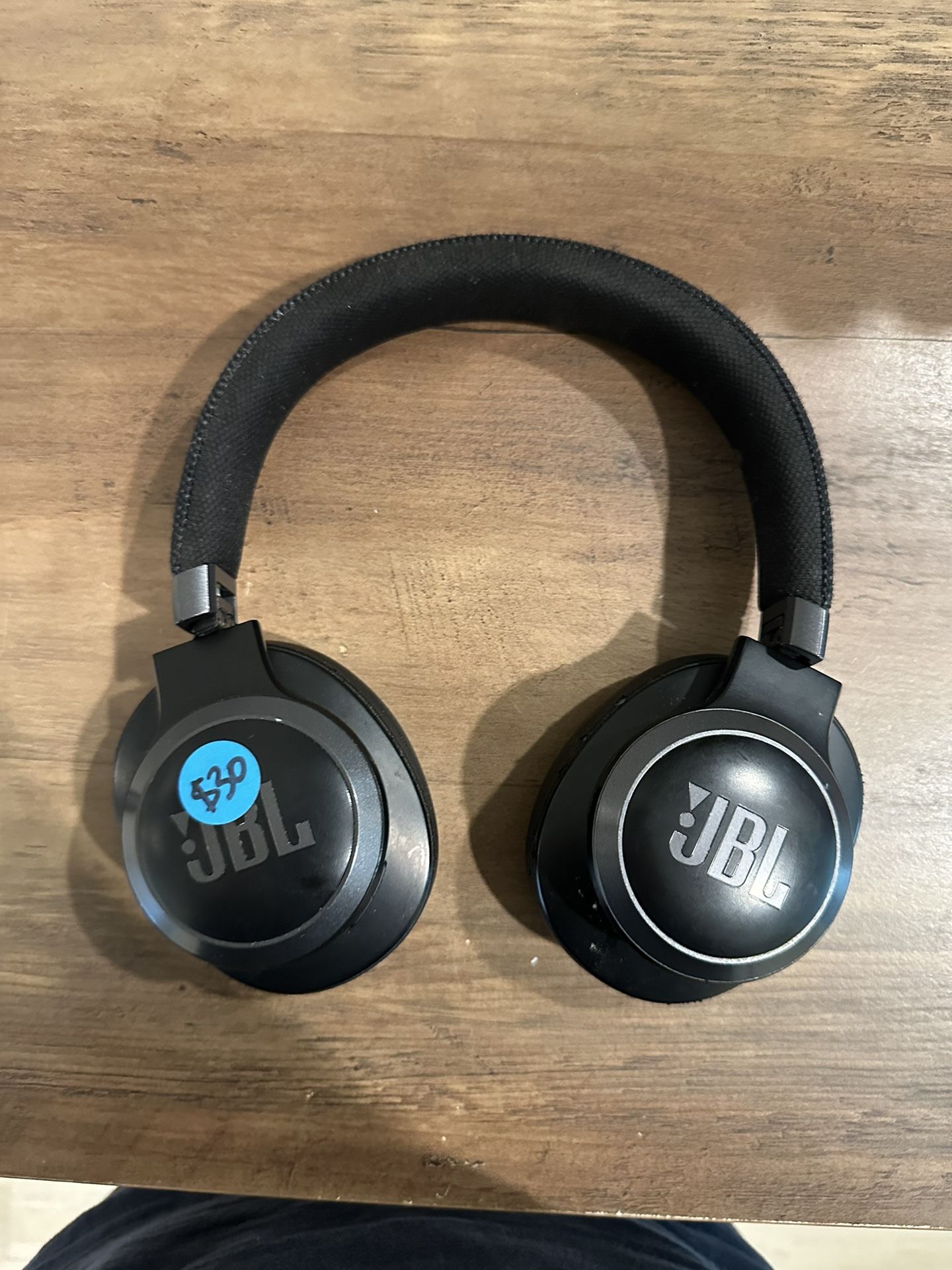 JBL Black Wireless Headphones
