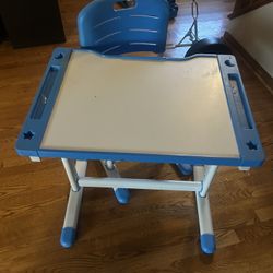 FREE Kids Desk 2 Are Available Just Need A Cleaning 