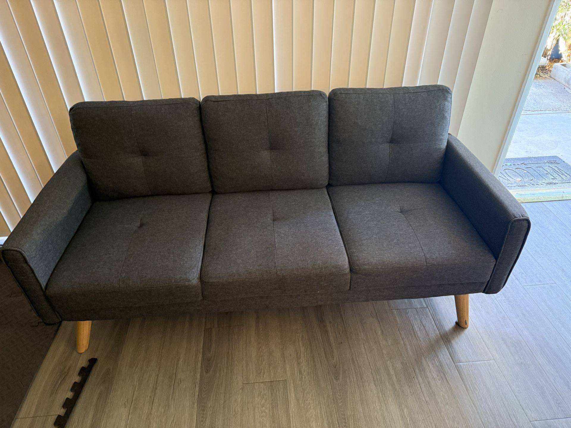 Small Couch ( Like New)