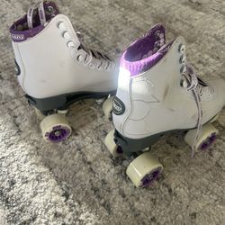 Girls skates!