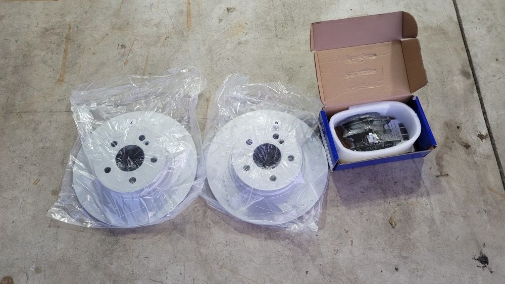 Rear Brake Rotors Ceramic Pads 5 Lug 300 mm For Mercedes-Benz GLK250 GLK350