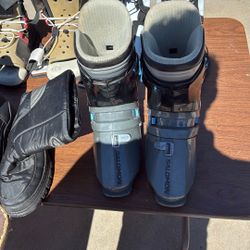 solomon ski boots