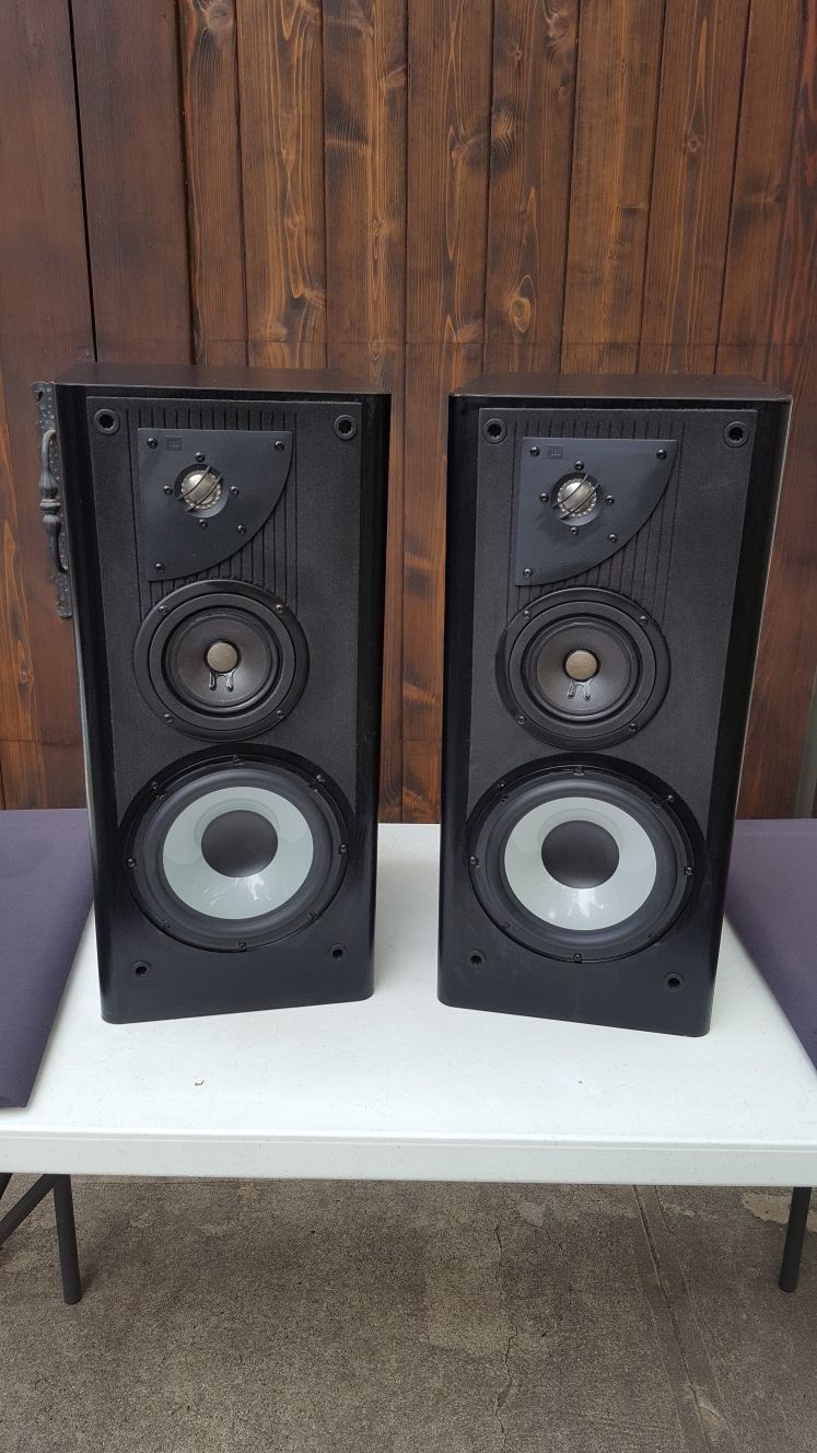 JBL LX500 Speakers