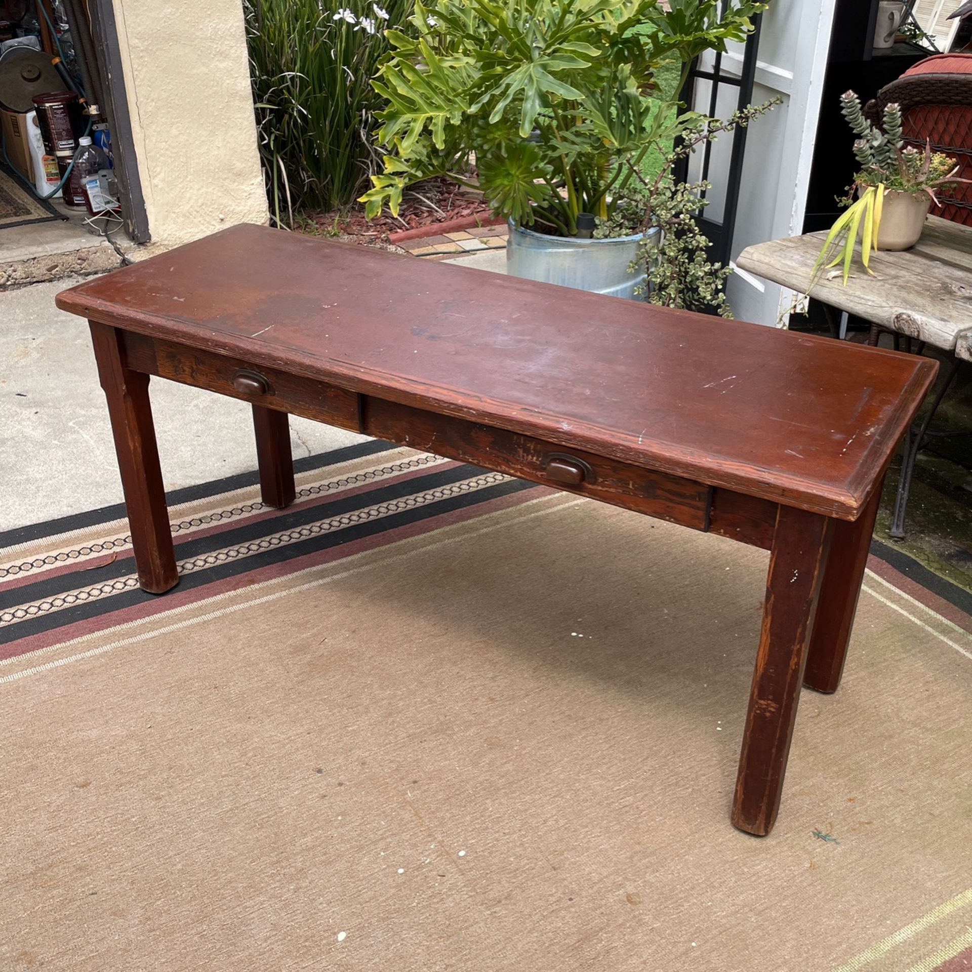 Antique 2 Drawer Desk 