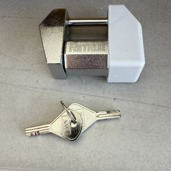 RETRUE Trailer Tongue Coupler Lock, Upgrade Trailer Cyberlock Extra Wide 1.2'' Span, Dia 1/4'', Heavy Duty Trailer Latch Lock For Wide Trailer Coupler