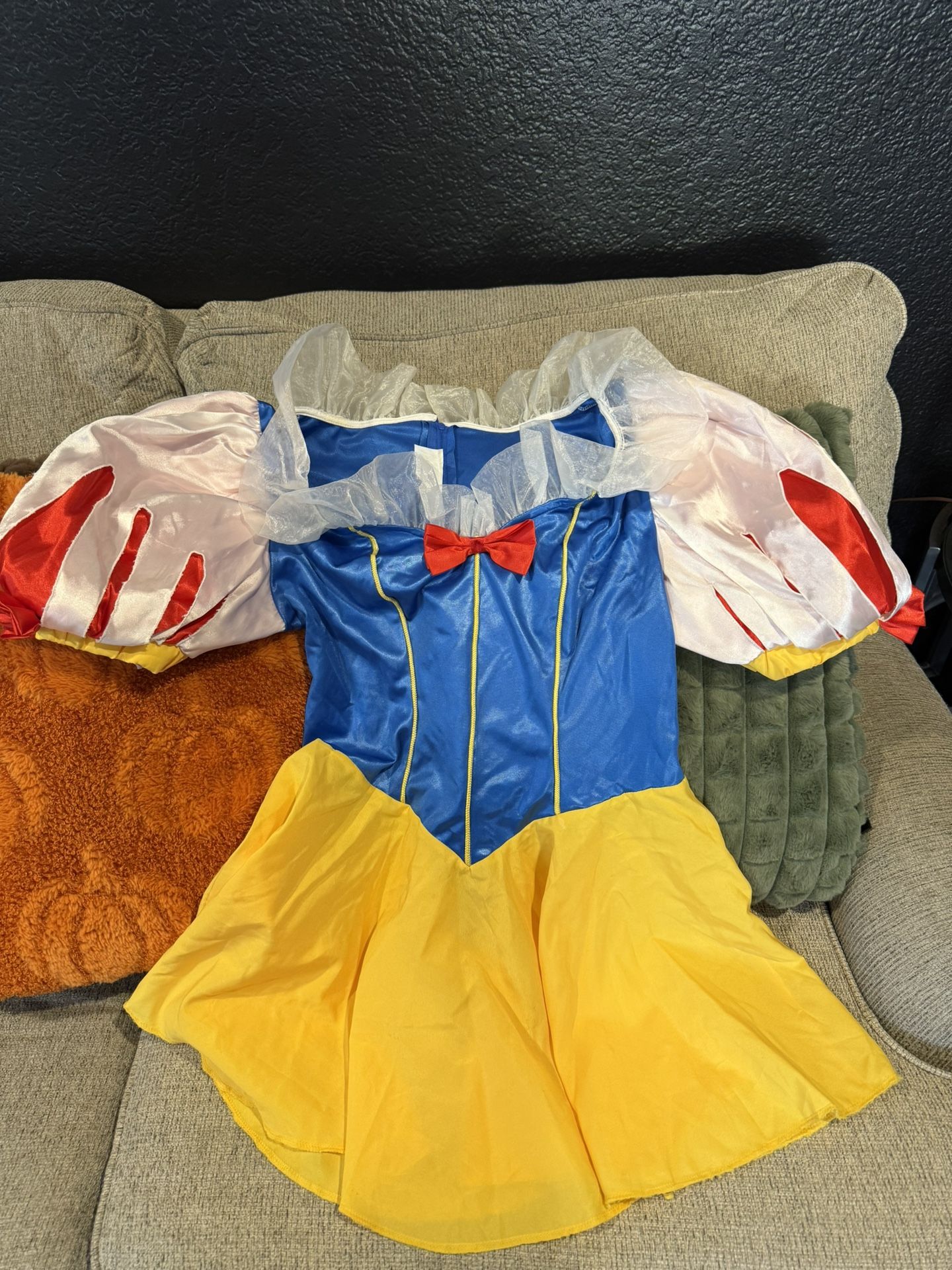 LEG AVENUE SNOW WHITE COSTUME DRESS WOMENS SIZE L