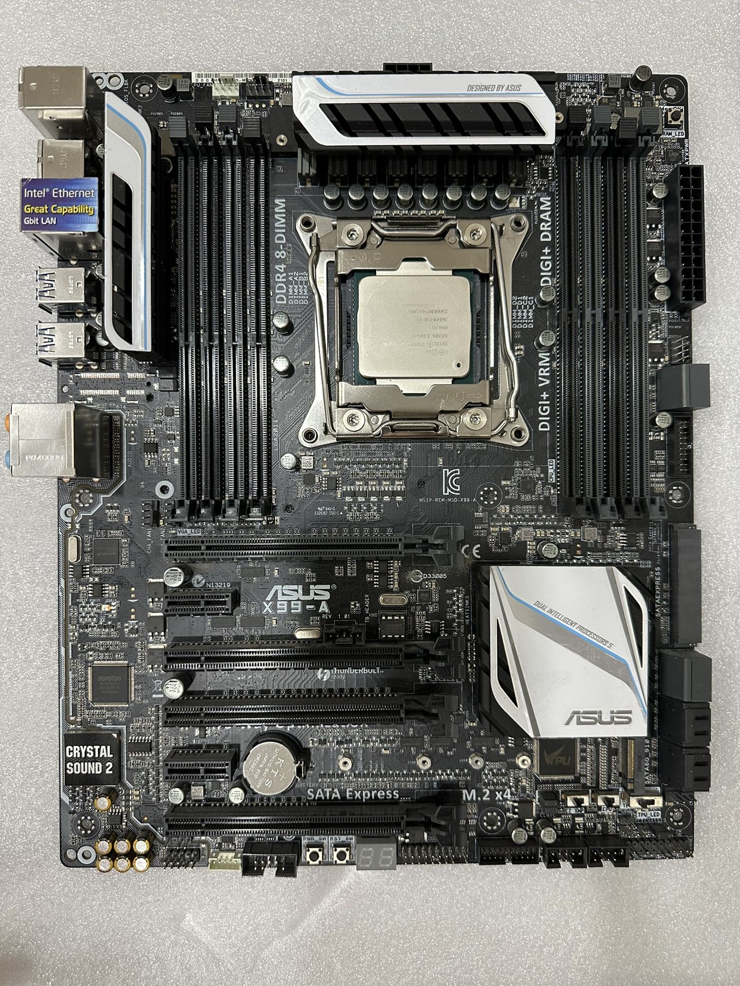 ASUS X99-A with i.o. shield - intel i7-5820k-3.3GHz SR20S