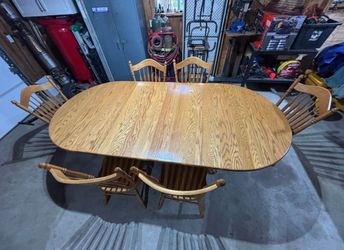 Oak Dining Table with 6 Chairs