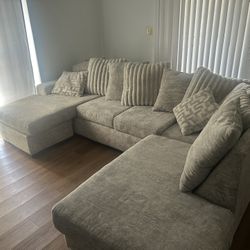 Plush 2 Peace  Sectional 