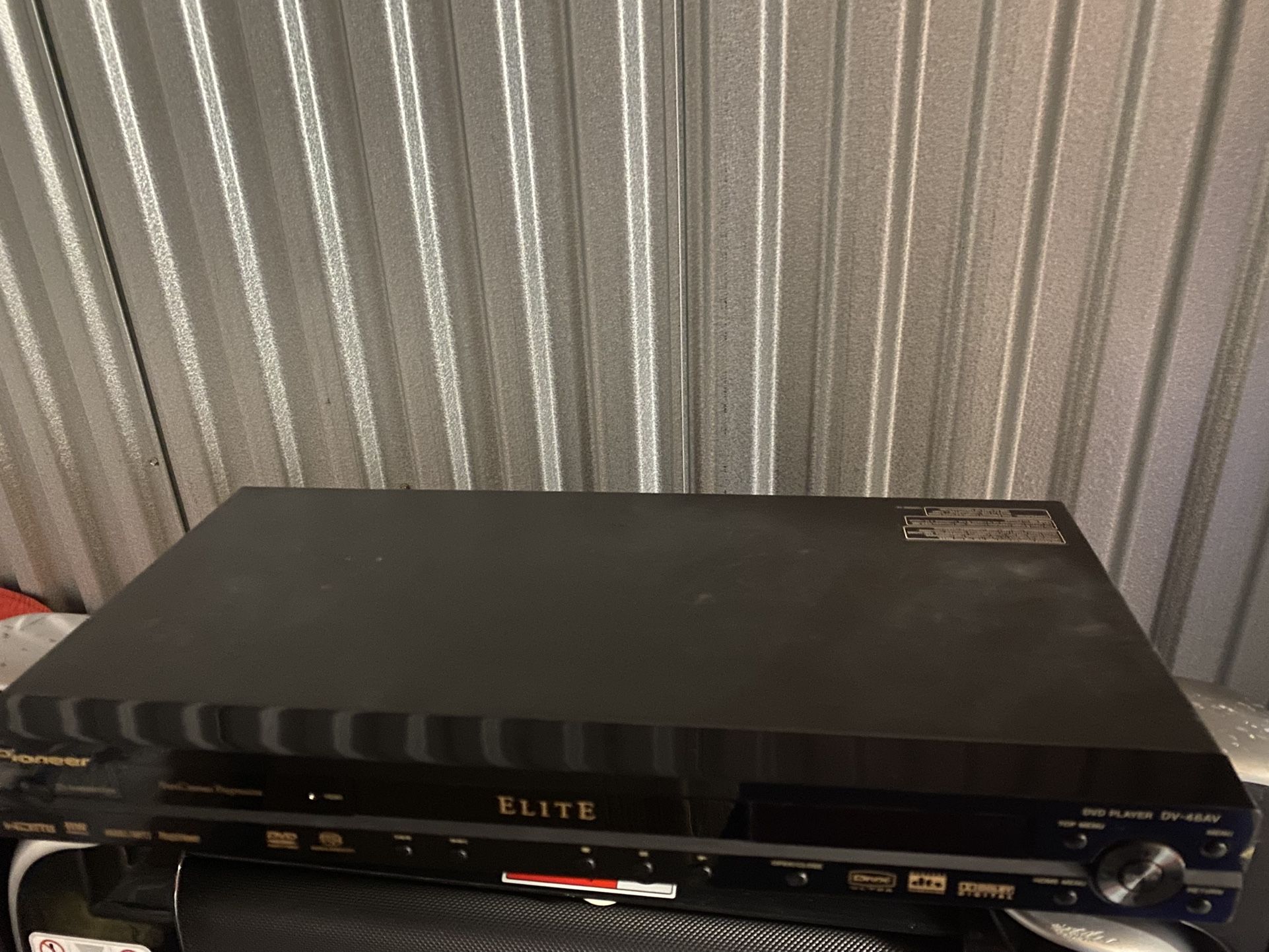 Pioneers Elite DVD Player