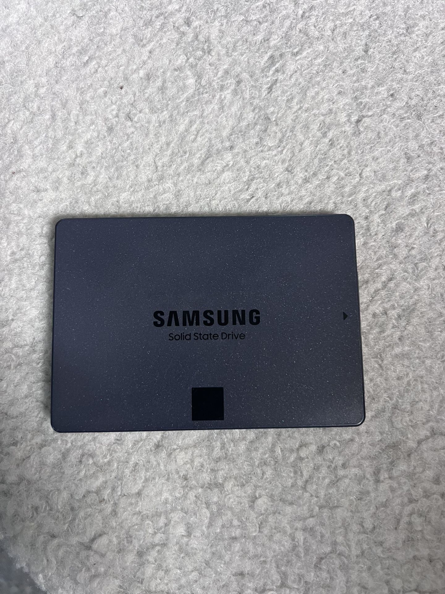 samsung 870 qvo 1tb 2.5” SATA3  6.0Gbps