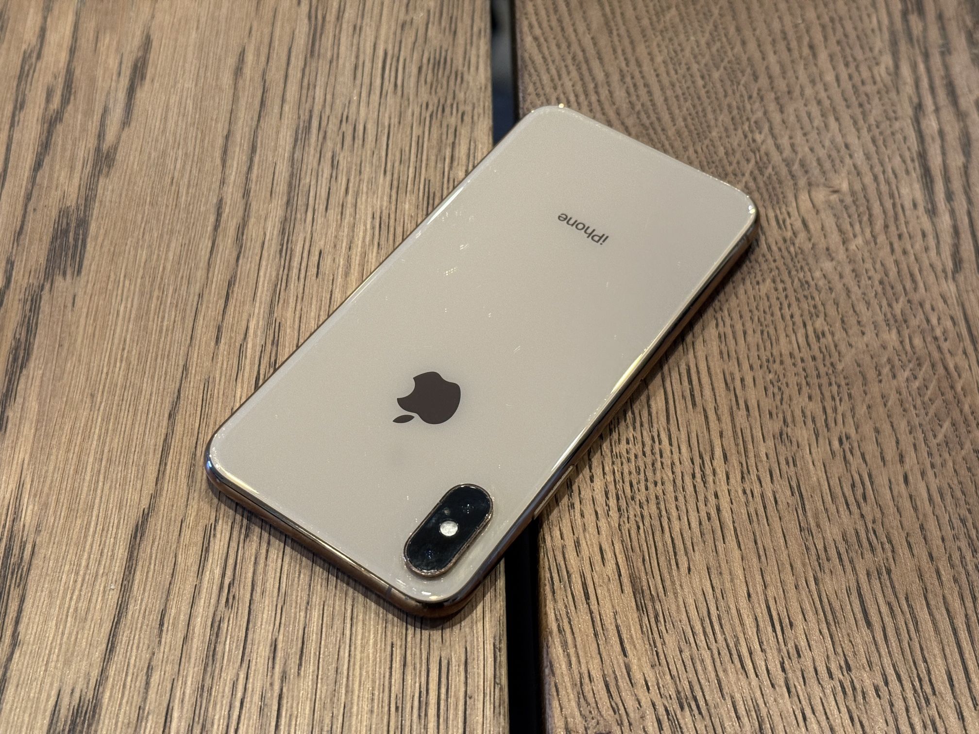 iPhone XS 64gb Like New Unlocked 75% Battery 🔋 