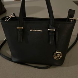 Selling Michael Kors Purse