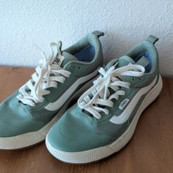 VANS Shoes Size 7.0 Women / 5.5 Men