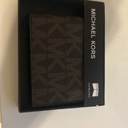 Michael Kors Wallets 