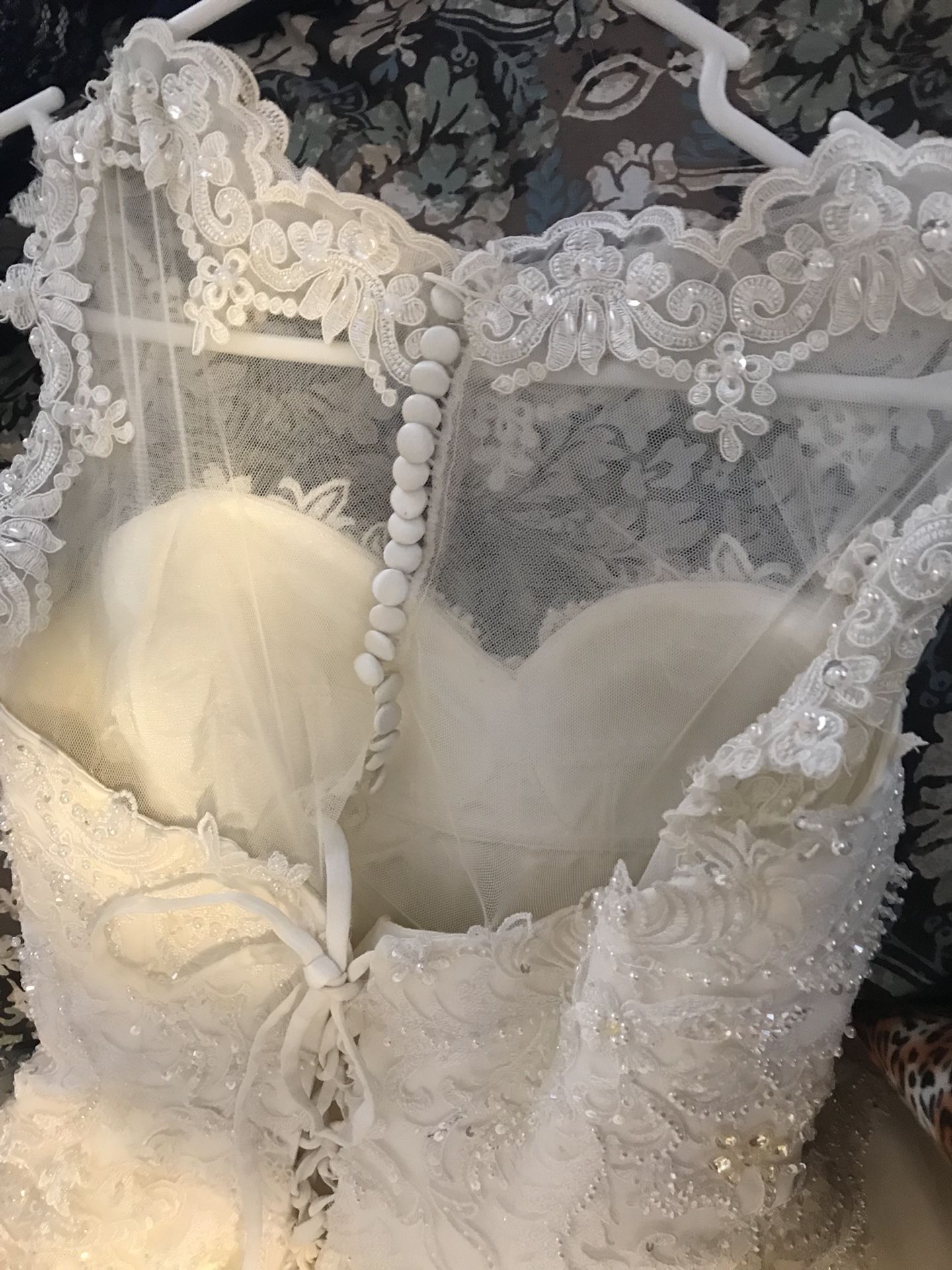 WEDDING DRESS