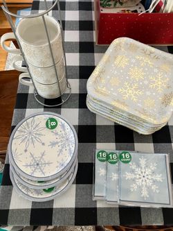 Snowflake items all new