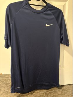 Nike L Men's Swim Shirt