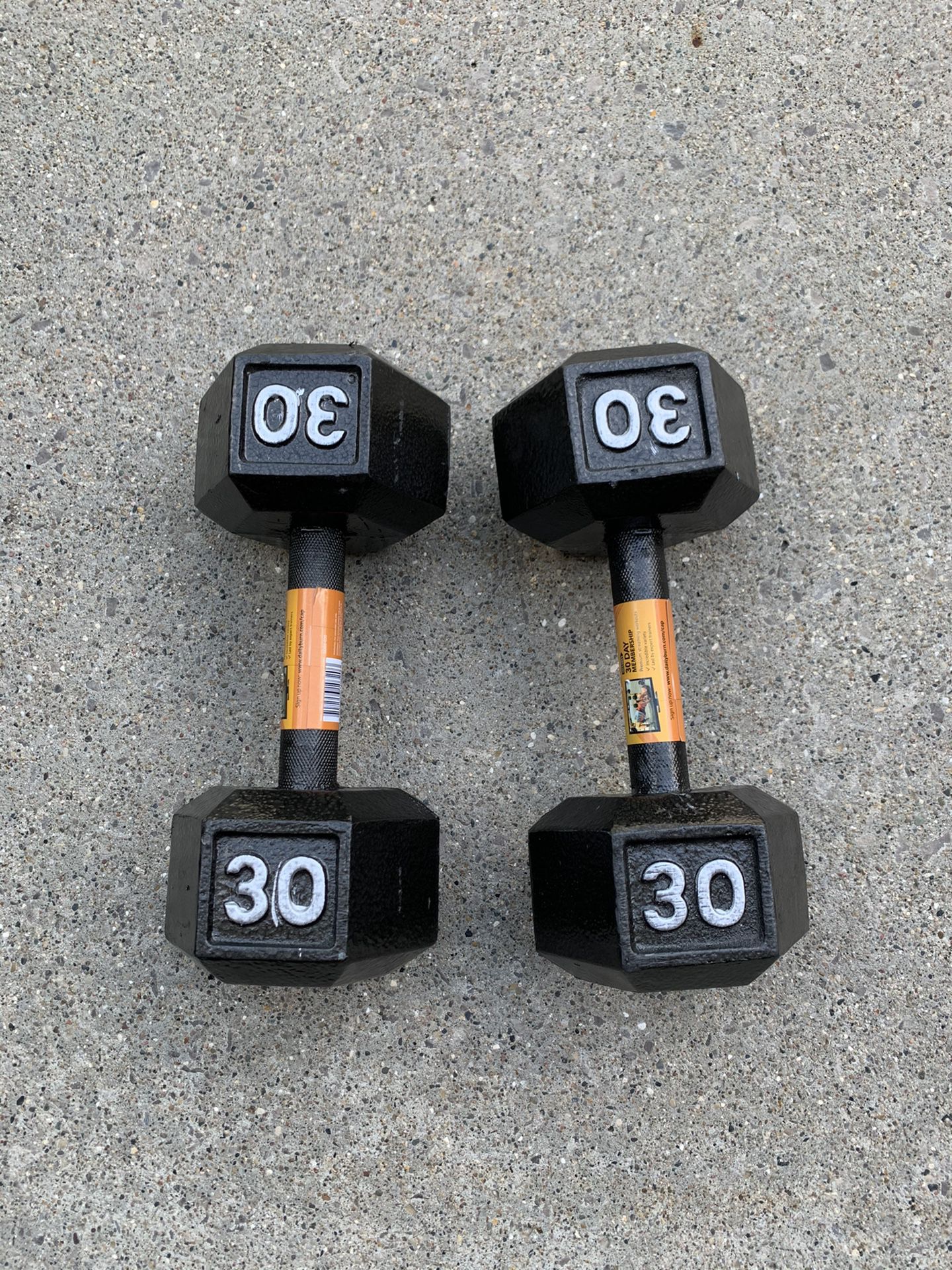 30 LBS DUMBBELL SET price is firm