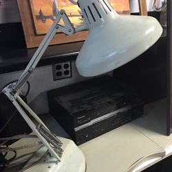 1986 Luxo vintage Disney Pixar-like lamp