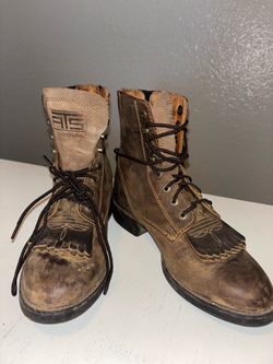 Women’s Ariat Heritage Boots