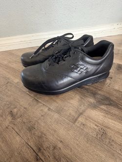 SAS Black Leather Lace-Up Walking Shoes size 7W