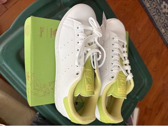 Adidas, Stan Smith, Disney collection feature Kermit brand new size 5.5