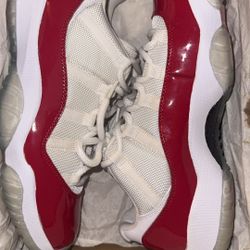 Jordan Retro Cherrys 11s 