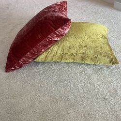Large Floor Pillows / Accent Pillows 