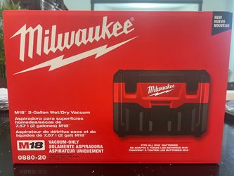 Milwaukee Wet/Dry Vacuum and XC 5.0 battery