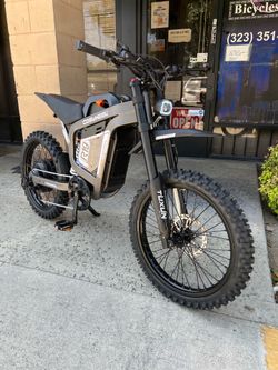 Coswheel R19 Electric Dirt Bike 9000W 72V 40AH 60 MPH