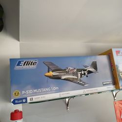 E-flite P-51D Mustang 1.0m RC Plane bind and fly