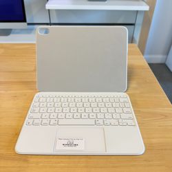 Apple Magic Keyboard Folio – iPad 10.9" (10th Gen) | White