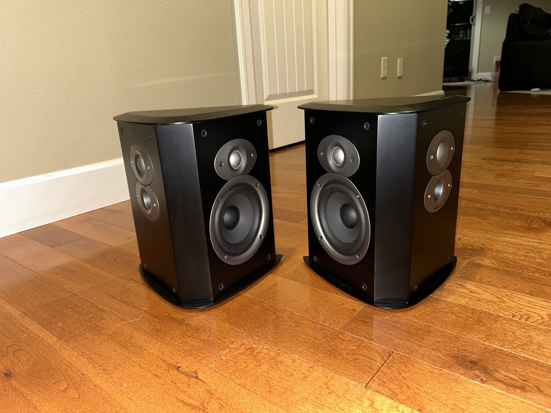 Polk audio FXI A4 Bipol surround sound speakers
