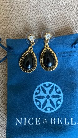 Aretes Con Perla Negra 