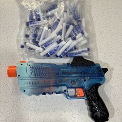 Fortnite toy pistol with plenty of ammo 10