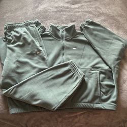 Nike Dark Sage Green Fleece Sweatsuit