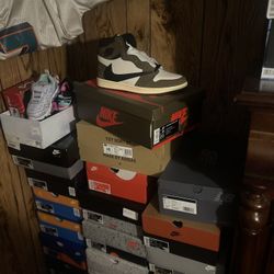 Air Jordan 1 Travis Scott