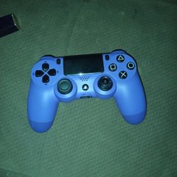 PS4 Controller