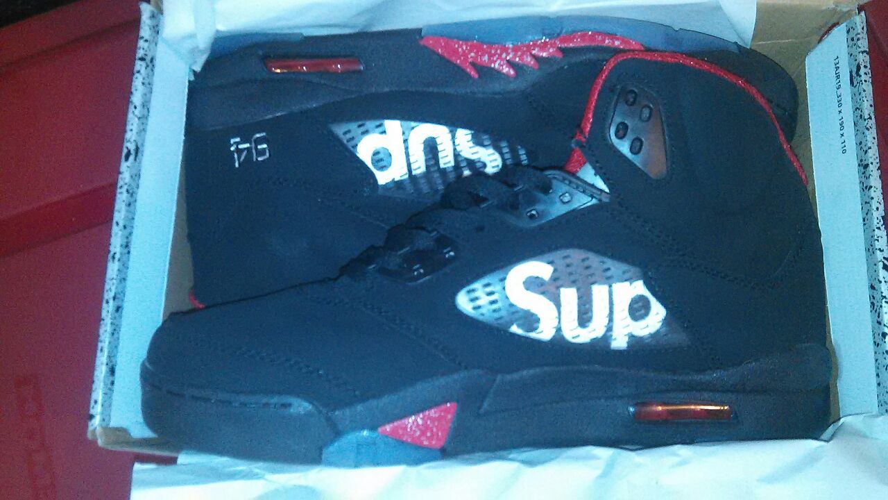 Retro Jordan SUPREME 5s