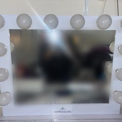 Vanity mirror  with light bulbs