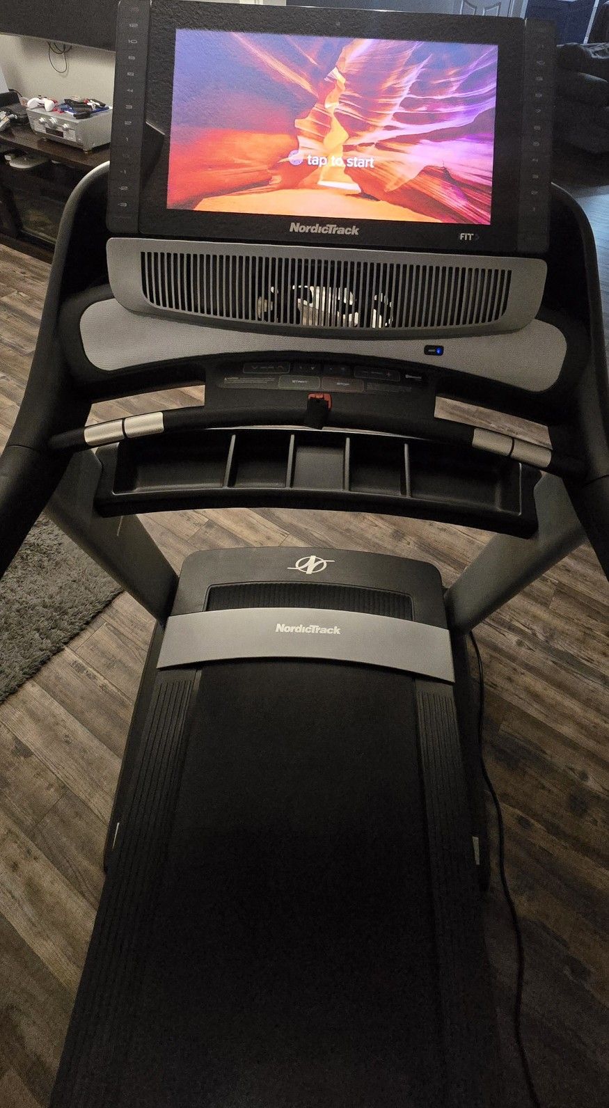 Nordictrack Commercial 2950 Treadmill $1300 obo