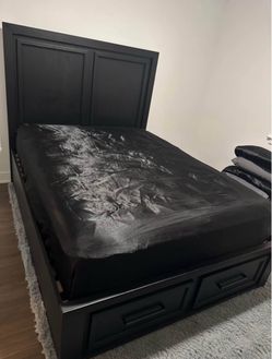 Queen Size Bed Frame w/Mattress